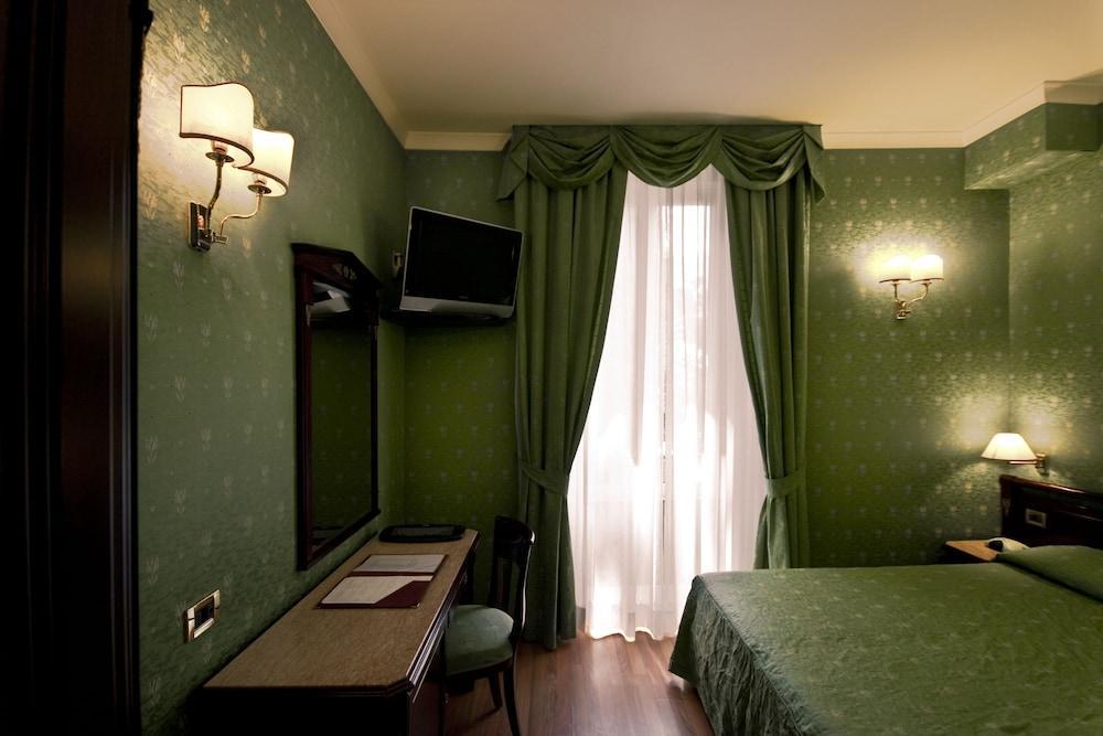 Gambrinus Hotel Roma Esterno foto