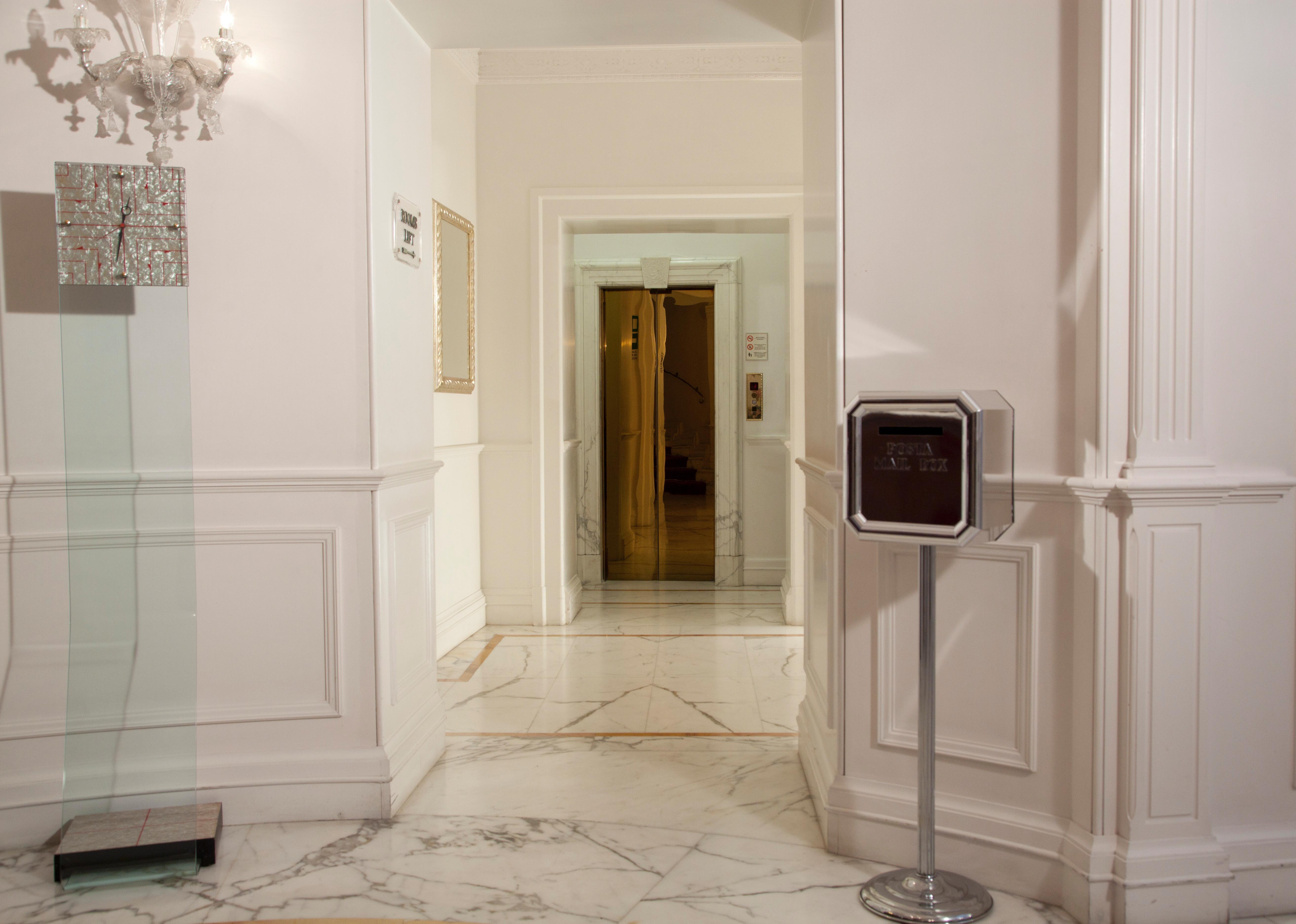 Gambrinus Hotel Roma Interno foto