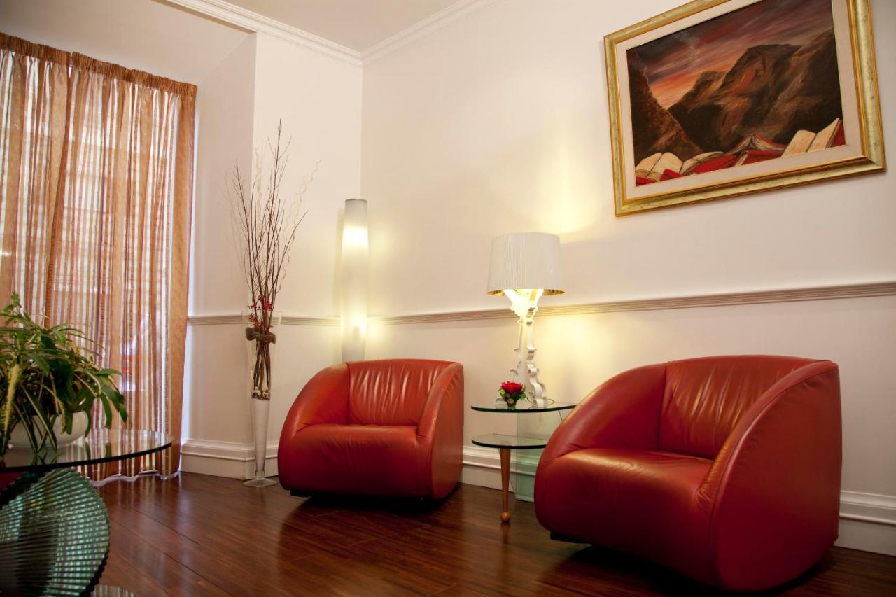 Gambrinus Hotel Roma Esterno foto