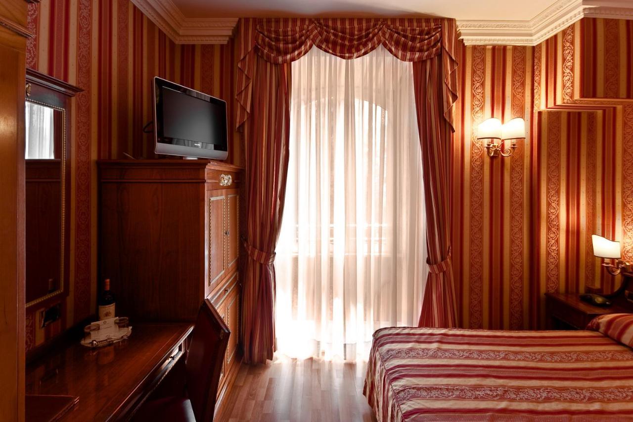 Gambrinus Hotel Roma Esterno foto