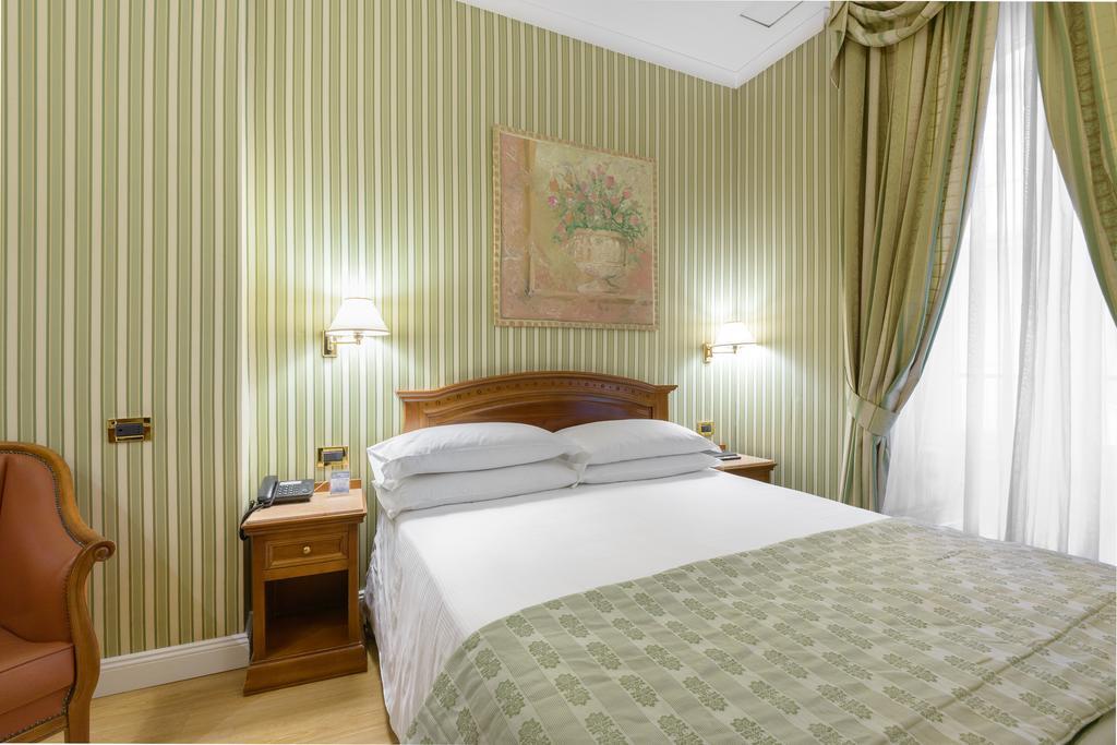 Gambrinus Hotel Roma Esterno foto